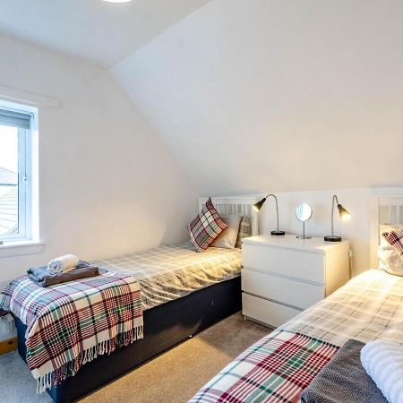 Cosy 3 Bedroom Home In Centre Of Brodick Exterior foto